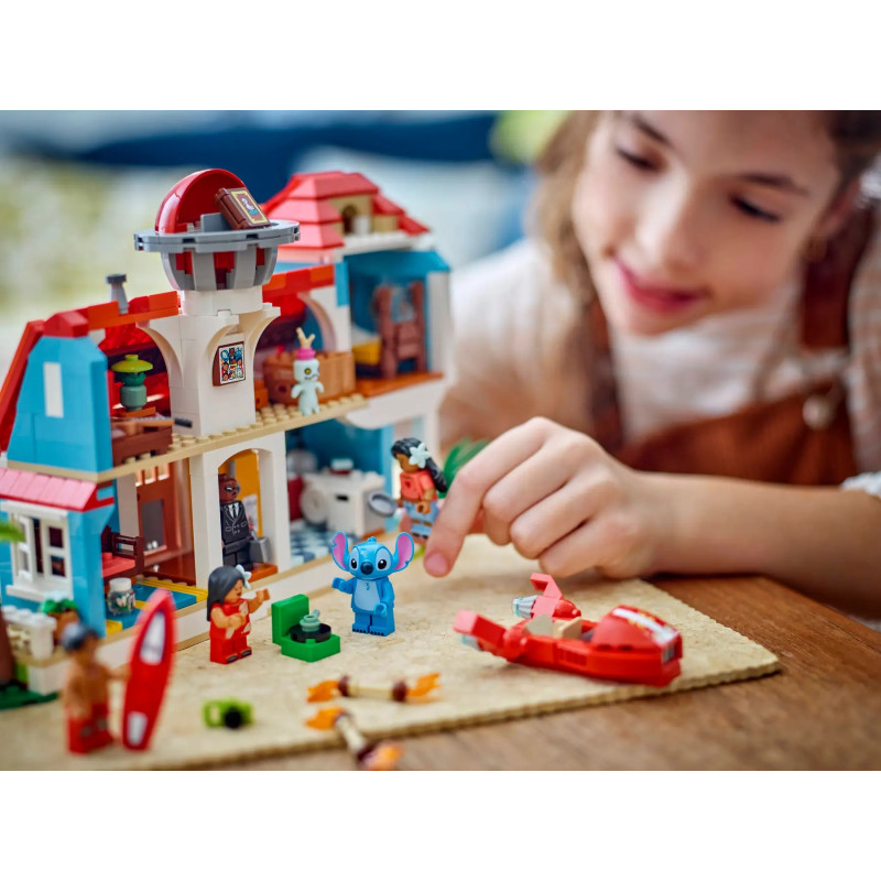 LEGO Конструктор Disney Classic Пляжний будинок Ліло і Стіч