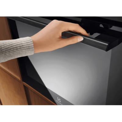 Electrolux Духовий шафа електричний, 72л, A+, дисплей, конвекція, піроліз, телескопічні напрямні, чорний