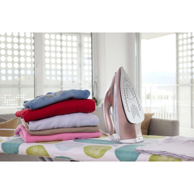 Gorenje Праска Gorenje, 3200Вт, 420мл, паровий удар-250гр, верт. відпарювання, антинакип, автовідключення, керам. підошва, бронзово-білий