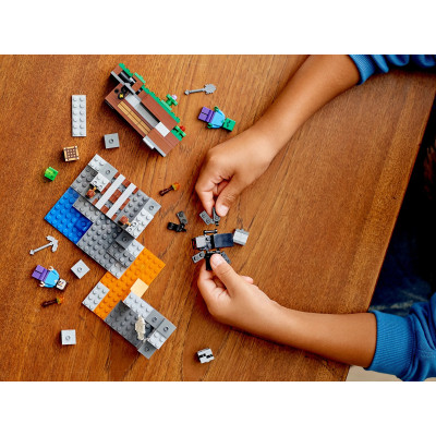 LEGO Конструктор Minecraft Закинута шахта