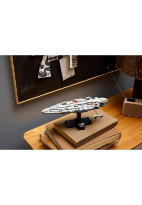 LEGO Конструктор Star Wars Зоряний крейсер «Дім один»