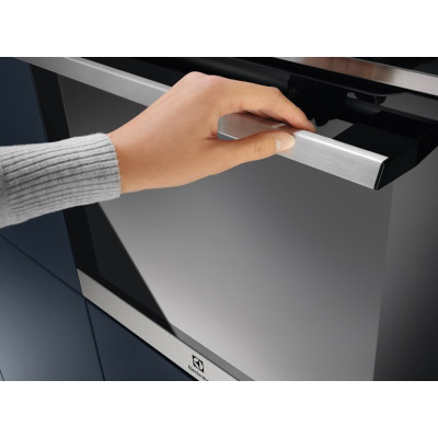 Electrolux Духова шафа електрична, 71л, A+, дисплей, конвекція, піроліз, телескопічні напрямні, чорний+нерж