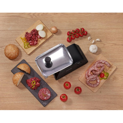 Gorenje М'ясорубка, 2000Вт, 2,6кг/хв, 2 грати, пластик/метал, чорний