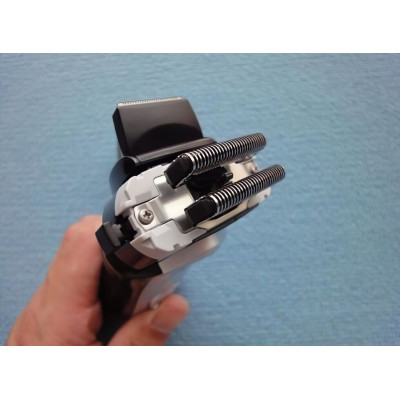 Panasonic Бритва електр. сіткова, 13000 об/хв, бритв.головок-3, Li-Ion, сух.+волог., кейс, срібно-чорний