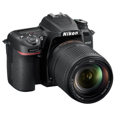 Nikon D7500[+ 18-140VR]