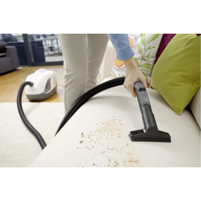 Karcher Пилосос миючий DS 6 Plus, 650Вт, вода -2 л, НЕРА, білий Karcher Пилосос миючий DS 6 Plus, 650Вт, вода -2 л, НЕРА, білий