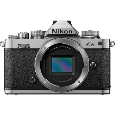 Nikon Цифр. Фотокамера Z fc + 28mm f2.8 SE Kit