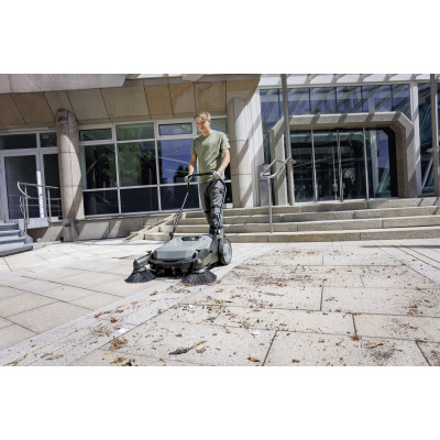 Karcher Підмітальна машина професійна KM 70/20 C 2SB ручна захоплення 98см контейнер 45л 22кг