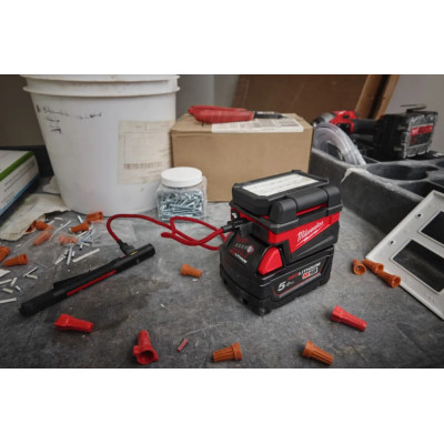 Milwaukee Прожектор Milwaukee M18 ALIS-0 TRUEVIEW 18В, 85-1000лм, 4000К, 1.23кг без АКБ і ЗП