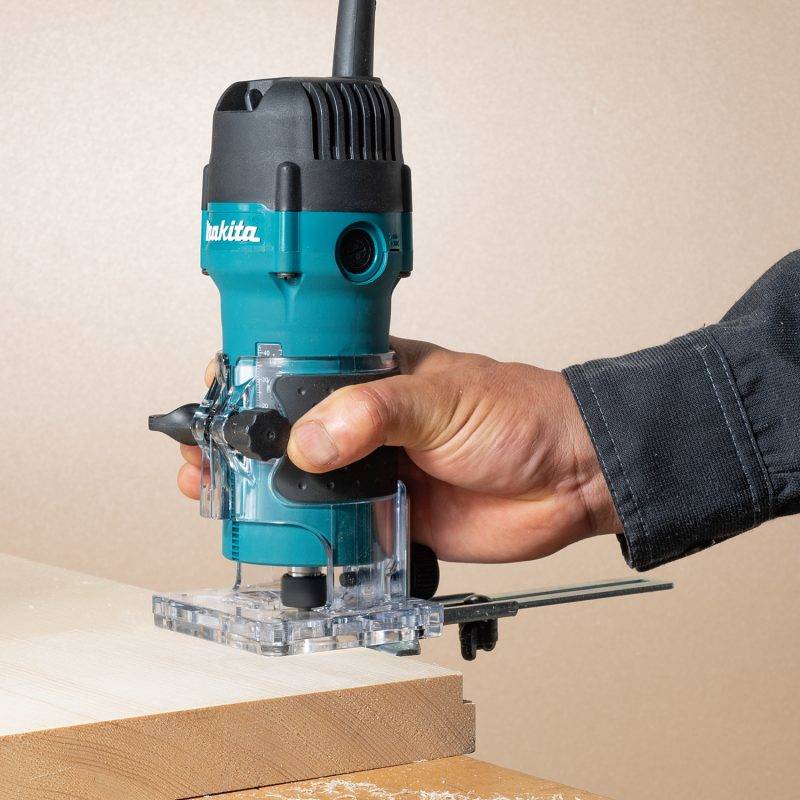 Makita Фрезер 3711, 530 Вт, 32000 об/хв, 6 мм, 1.7 кг