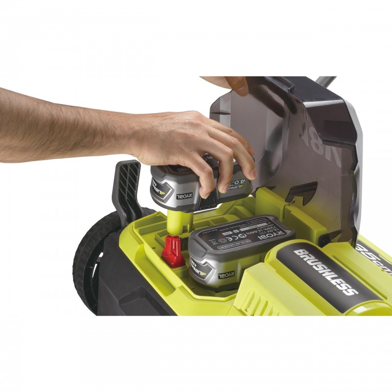 Ryobi Аератор-скарифікатор ONE+ 18В 2х4.0А/г, 35см, 55л