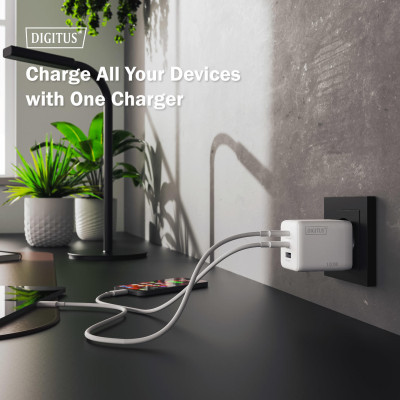 Digitus Зарядний пристрій GaN 2хUSB-C, 1хUSB-A, 100W