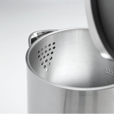 Gorenje Електрочайник, 1,5л, підвійні стінки, Strix контроль, нерж.