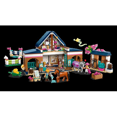 LEGO Конструктор LEGO Friends Кінна зграя та академія верхової їзди LEGO Конструктор LEGO Friends Кінна зграя та академія верхової їзди