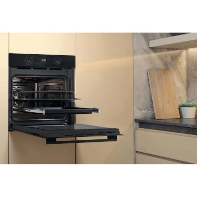 Whirlpool Духовий шафа електричний, 71л, A+, дисплей, конвекція, телескопічні напрямні, чорний