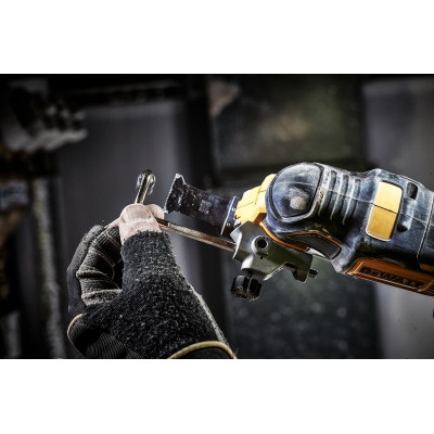 DeWALT Багатофункціональний інструмент акумуляторний 18В XR Li-lon безщітковий 20000кол/хв кейс 1.1кг без АКБ та ЗП