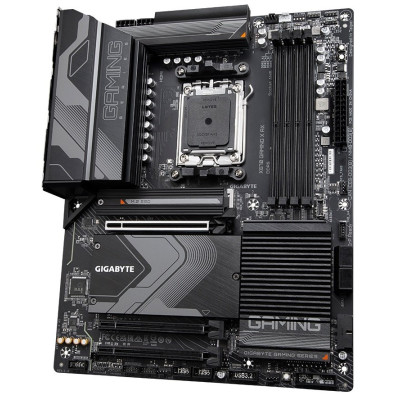 Gigabyte Материнcкая плата X670 GAMING X AX DDR5 sAM5 X670 4xDDR5 HDMI DP ATX