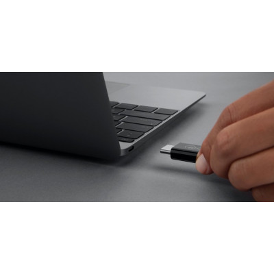 Belkin Кабель USB4 USB-C - USB-C, 40Gbps, 100W, 0.8м Black