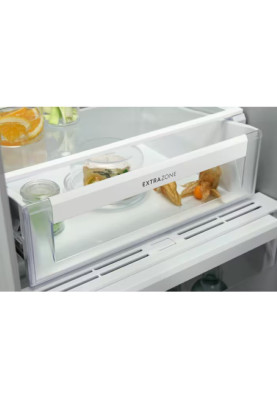 Electrolux Холодильна камера вбудована, 177x55х55, 309л, А++, ST, дисплей, білий