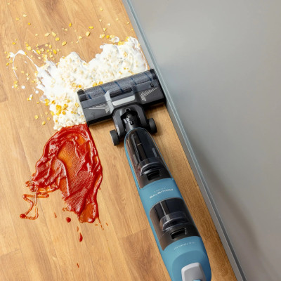 Rowenta Пилосос Rowenta безпровідний миючий X-Clean 2, 120Вт, конт пилок -0.44л, конт для води-0.73л, автон. робота до 35хв, вага-5кг, НЕРА, чорно-блакитний Rowenta Пилосос Rowenta безпровідний миючий X-Clean 2, 120Вт, конт пилок -0.44л, конт для води-0.73л, автон. робота до 35хв, вага-5кг, НЕРА, чорно-блакитний