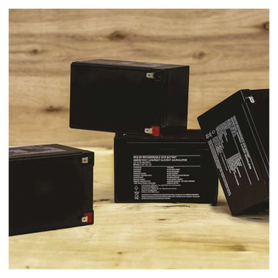Акумуляторна батарея EMOS B9656, AGM, 12V, 12Ah, fast 6,3mm Акумуляторна батарея EMOS B9656, AGM, 12V, 12Ah, fast 6,3mm