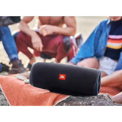 Портативна колонка JBL Charge 4 Black (JBLCHARGE4BLKAM)