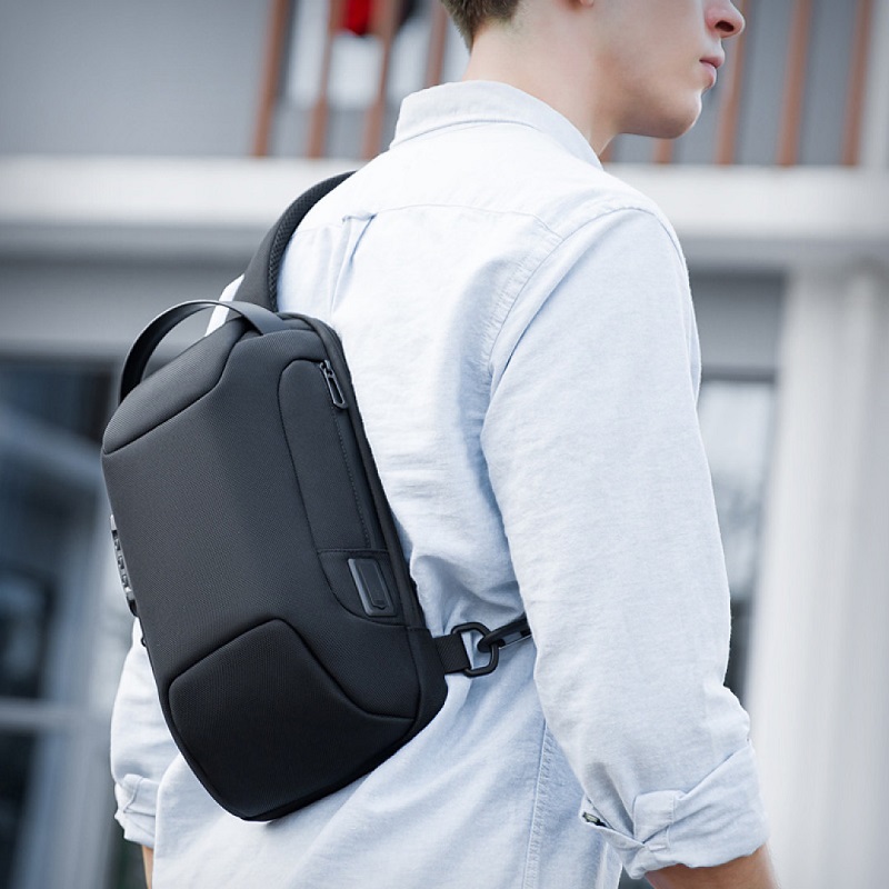 Рюкзак на одне плече Mark Ryden Mini Odyssey MR7116 (Чорний)