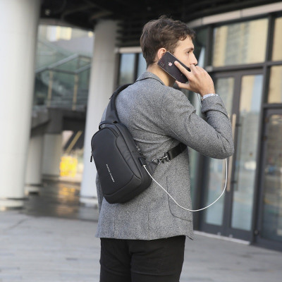 Рюкзак з однією лямкою Mark Ryden MR7191 з USB-портом (Чорний)