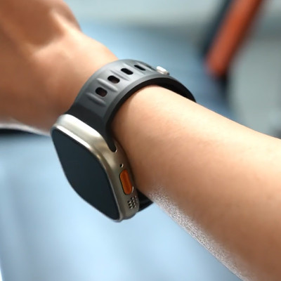 Ремінець BlueO Fluoro Rubber Sport для Apple Watch 42(ser.1-3)/44/45/46/49mm Black Ремінець BlueO Fluoro Rubber Sport для Apple Watch 42(ser.1-3)/44/45/46/49mm Black