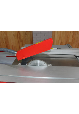 Циркулярна пила Holzmann TS 250F-1600