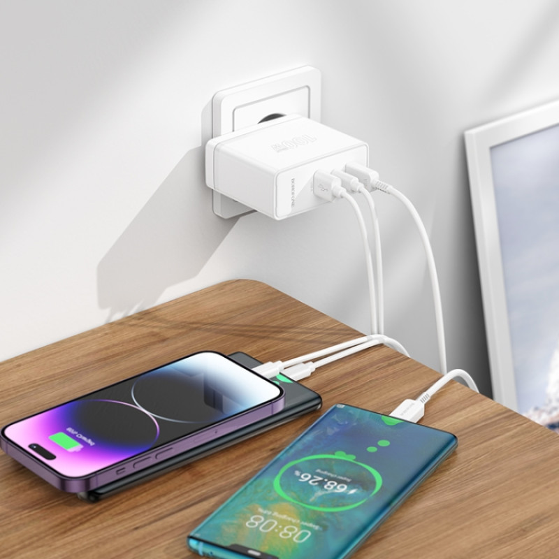 Мережевий зарядний пристрій BOROFONE BN11 Imperial PD100W three-port(2C1A) charger White (6941991103773)