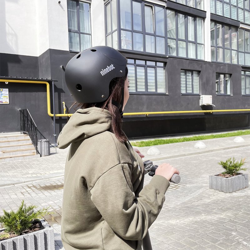 Захисний шолом Segway Ninebot (L) Black (54-60см) (AB.00.0020.50)