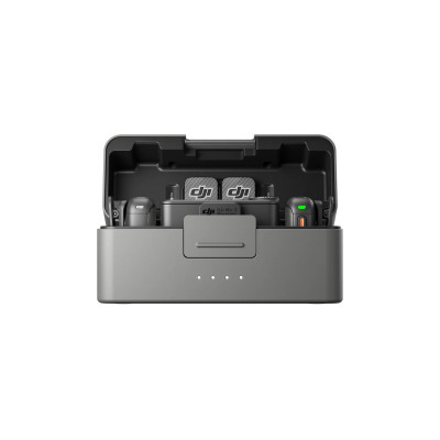 Бездротова мікрофонна система DJI Mic 3 (2TX +1RX + Зарядний кейс) (CP.RN.00000480.01) Бездротова мікрофонна система DJI Mic 3 (2TX +1RX + Зарядний кейс) (CP.RN.00000480.01)