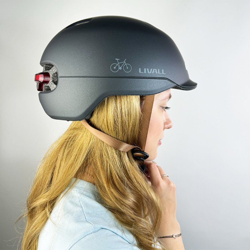 Захисний шолом Livall C20 (M) Midnight Black (54-58см), сигнал стопів (LIV-000C20-5242)