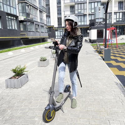 Захисний шолом Neon (M) Grey (44-52см) (NA36E9)