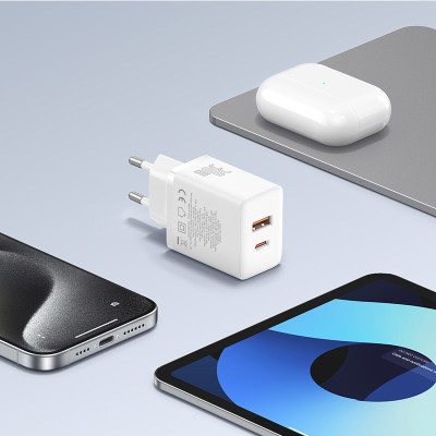 Мережевий зарядний пристрій Baseus Cube Fast Charger C+U 30W EU Moon White (P10111404213-00) Мережевий зарядний пристрій Baseus Cube Fast Charger C+U 30W EU Moon White (P10111404213-00)