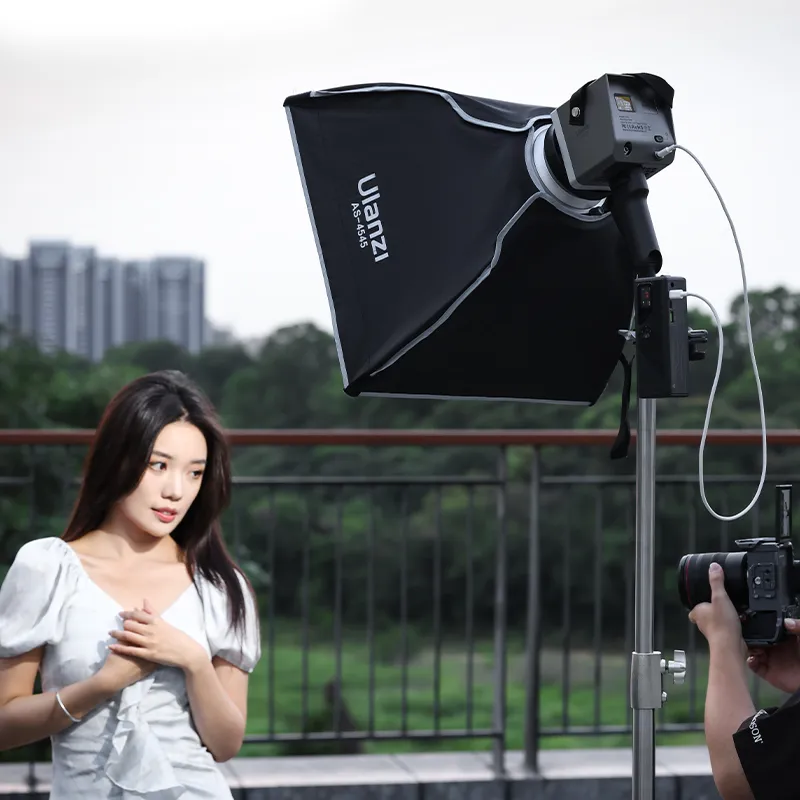 Софтбокс Ulanzi Vijim AS-4545 Square Soft Box with Bowens Mount (L051GBB1 AS-4545) (L051GBB1)