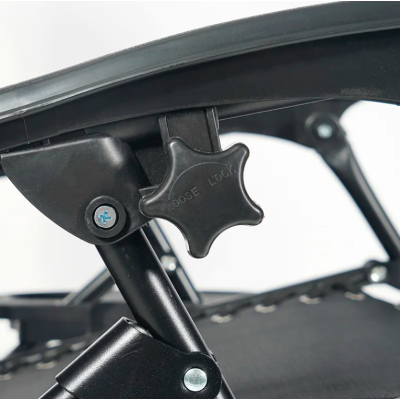Розкладне крісло шезлонг LEOBRO Zero Gravity Чорне (HT-167D BLACK)