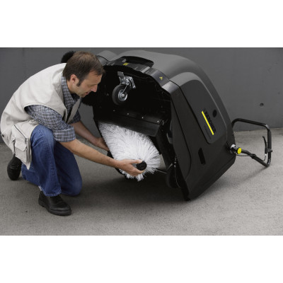 Підмітальна машина Karcher KM 75/40 W G (1.049-205.0)