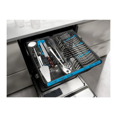 Посудомийна машина Electrolux EES48200L