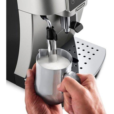 Кавомашина автоматична Delonghi Magnifica Start ECAM 220.31.SB