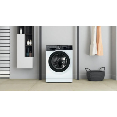 Пральна машина автоматична Whirlpool WRSB 7238 BB Пральна машина автоматична Whirlpool WRSB 7238 BB