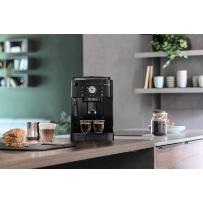 Кавомашина автоматична Delonghi Magnifica S ECAM 11.112.B