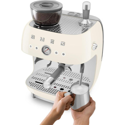 Ріжкова кавоварка еспресо SMEG EGF03CREU