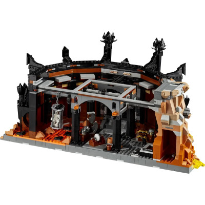 Блоковий конструктор LEGO Icons Володар кілець: Барад-Дур (10333)