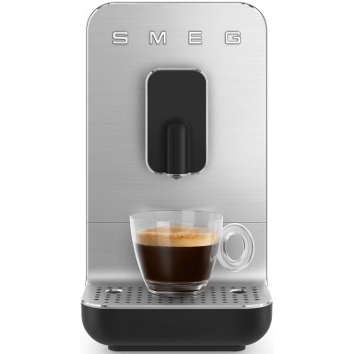 Кавомашина автоматична Smeg BCC11BLMEU
