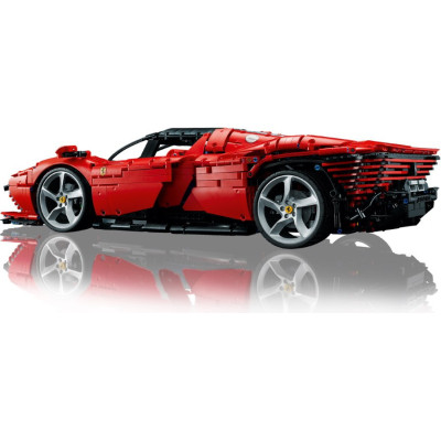 Авто-конструктор LEGO Technic Ferrari Daytona SP3 (42143)