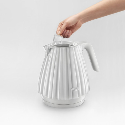 Електрочайник Delonghi Ballerina KBD2001.WH