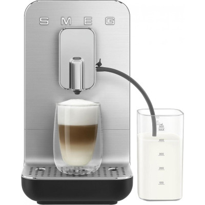 Кавоварка автоматична SMEG BCC13BLMEU
