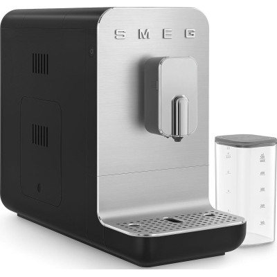 Кавомашина автоматична  SMEG BCC13BLMEU